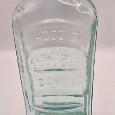 LOT 161: Multiple Vintage/Antique Glass Bottles Including Blue Tenpin Soda, Hires Root Beer, Flavoring Extracts, and More