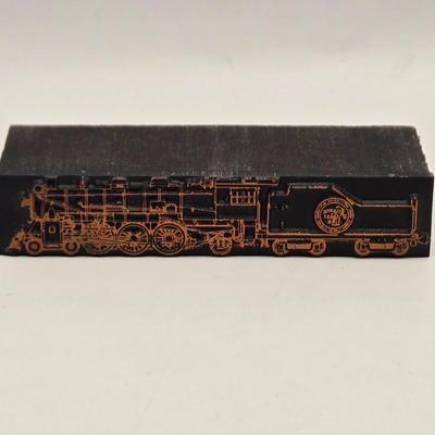 LOT 163: Railroad Maps of N. America Book, & Other Railroad Books, Lionel Blue Comet Train, Multiple Railroad Pins, B&O Railroad...