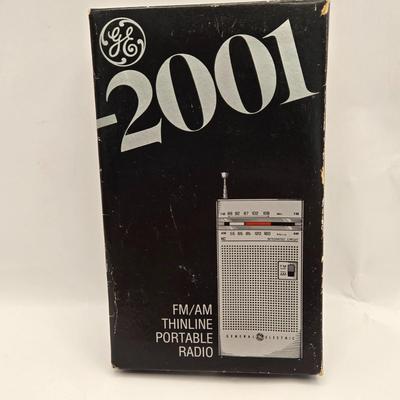 LOT 167: Multiple Vintage Transistor & AM FM Radios