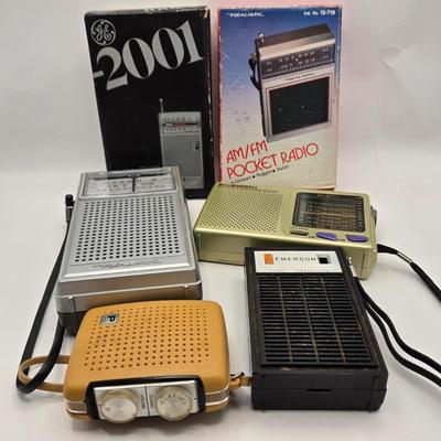 LOT 167: Multiple Vintage Transistor & AM FM Radios