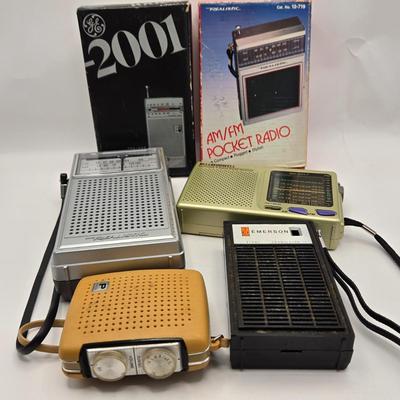 LOT 167: Multiple Vintage Transistor & AM FM Radios
