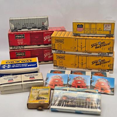 LOT 172: Frisco, Southern Pacific, Union Pacific, Santa Fe, Western Maryland Railway, and Le Central Unused Books and Boxes of Matches