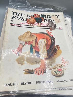 LOT 201: Antique / Vintage Saturday Evening Post Magazines