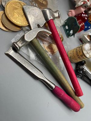 LOT 215: Vintage Toy and Souvenir Lot