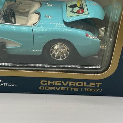 LOT 216: Model Cars, Hess Truck