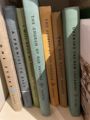 Vintage books (3 shelves)