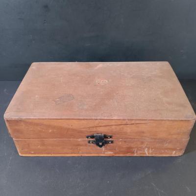 LOT 275: Right Angle Iron (4"x5"x3-3/4"), 6lbs Anvil, Vintage Dremel Moto-Tool & More