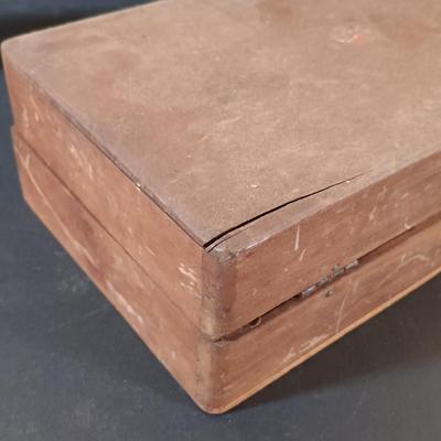 LOT 275: Right Angle Iron (4"x5"x3-3/4"), 6lbs Anvil, Vintage Dremel Moto-Tool & More