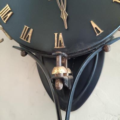 LOT 276: Schatz Elexacta Queen Anne Swinging Wall Clock
