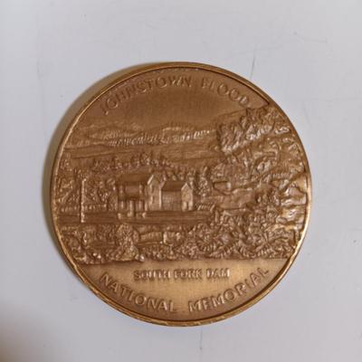 LOT 289: Set of (7) Metal Medallions- Johnstown Flood Memorial, PA State Agricultural Society & More