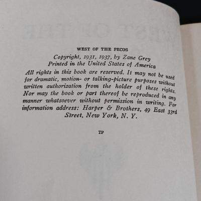 LOT 290: P.F. Collier 1930s Zane Grey Novels w/ Lomax' 1910 Cowboy Songs & More
