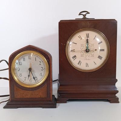 LOT 341: Vintage General Electric and Seth Thomas Mantle Clocks