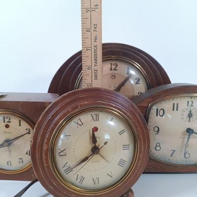 LOT 342: Set of (4) Vintage Telechron and Ingraham Clocks