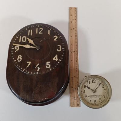 LOT 343: Wallace Electric Wall Clock & Minneapolis 77 8-Day Clock
