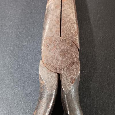 LOT 350: Collection of Vintage Tools