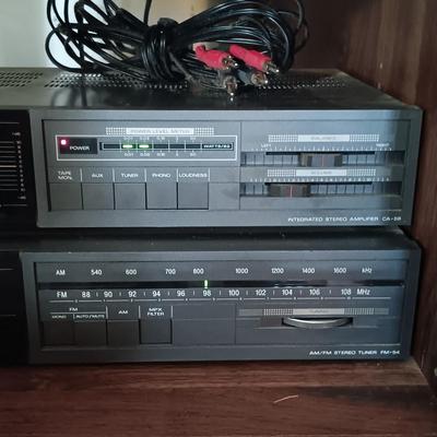 LOT 416: Fisher RA-135 Cabinet, CA-59 Stereo Amplifier, FM-54 Tuner and MT-35(C) Turntable w/ Panasonic and Fisher Speakers