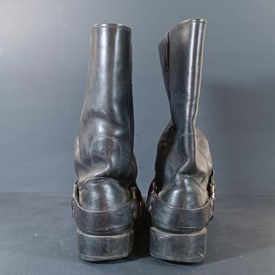 LOT 420: Vintage Harley Davidson 95354 Leather Boots, Gimbels French-Made Elastomere Leather Riding Boots & Double-H Leatger Engineer...