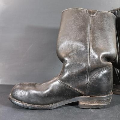 LOT 420: Vintage Harley Davidson 95354 Leather Boots, Gimbels French-Made Elastomere Leather Riding Boots & Double-H Leatger Engineer...