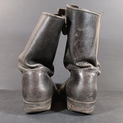 LOT 420: Vintage Harley Davidson 95354 Leather Boots, Gimbels French-Made Elastomere Leather Riding Boots & Double-H Leatger Engineer...