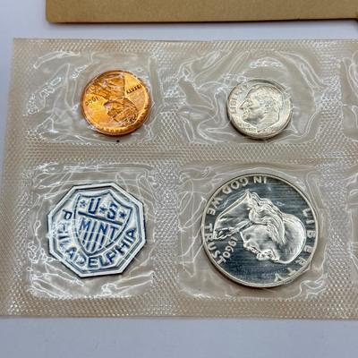 LOT 464J: 1957 US Mint Coin Set & 1960 US Proof Coin Set