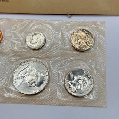 LOT 464J: 1957 US Mint Coin Set & 1960 US Proof Coin Set
