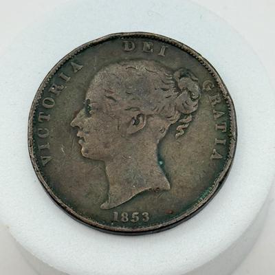 LOT 504J: Antique 1853 Bronze Queen Victoria British Penny