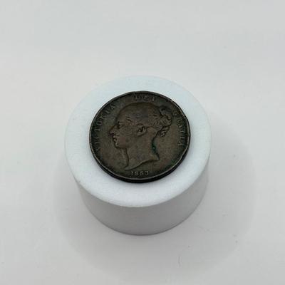 LOT 504J: Antique 1853 Bronze Queen Victoria British Penny
