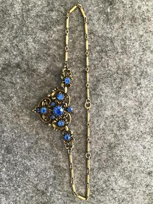 1940 Signed Coro Blur Rhinestones Brass Chain Necklace. Excellent condition
