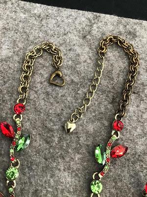 Beautiful Rhinestone Set Statement