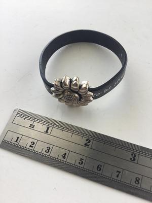 Too blessed to be stressed daisy fashion bracelet