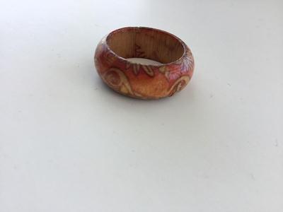 Beautiful wooden type fashion ring