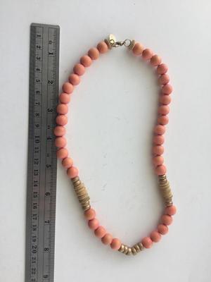 Byou marked coral wooden beaded fashion necklace