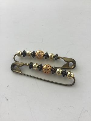 Vintage safety pin clips