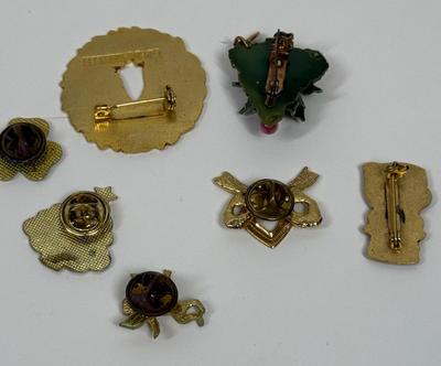 Vintage Holiday Christmas Pin Lot