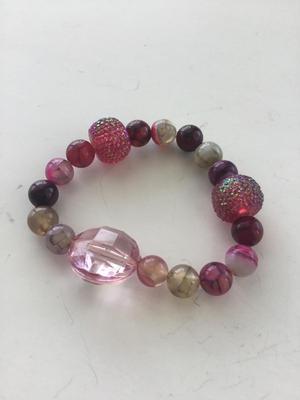 Pink beaded stretchy bracelet