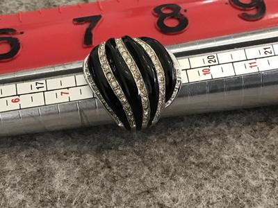 Rhinestone Enamel Kiamy Family Ring