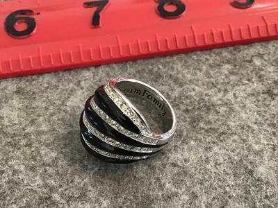 Rhinestone Enamel Kiamy Family Ring