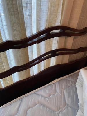 Twin bed