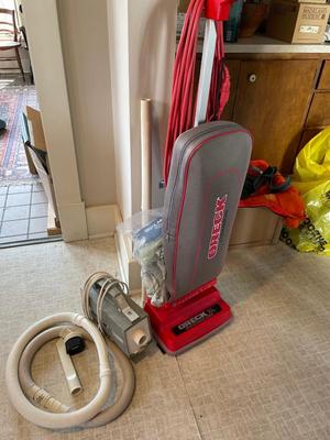Oreck XL commercial Endurolife Belt. & handheld Oreck XL vacuum
