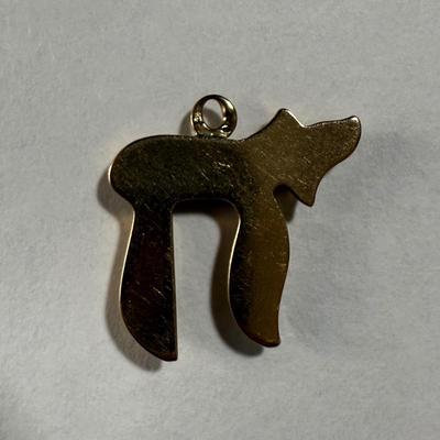 14K Hebrew “Chai” Pendant (K-HS)