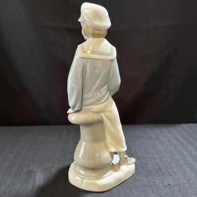 Three Lladro Figurines & Collector’s Society Plaque (O-HS)