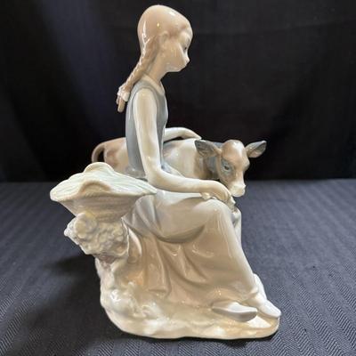 Three Lladro Figurines & Collector’s Society Plaque (O-HS)