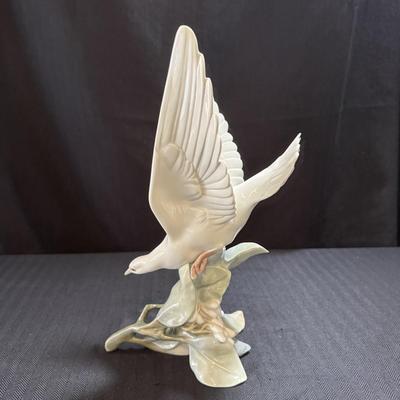 Lladro “Kyioko” & “Turtle Dove” Figurines (O-HS)
