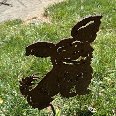 Rusty Metal Garden Art (G-HS)