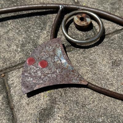 Rusty Metal Garden Art (G-HS)