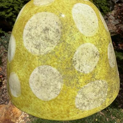 Colorful Whimsical Garden Decor (G-HS)
