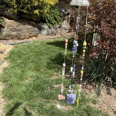 Colorful Whimsical Garden Decor (G-HS)