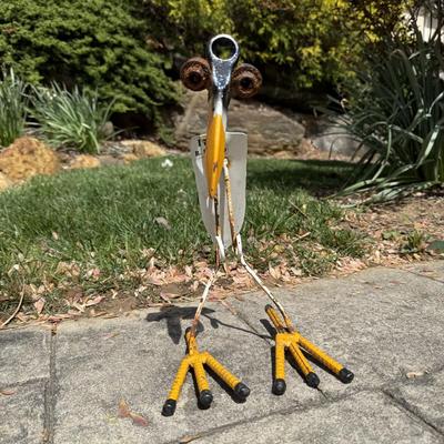 Two Metal Garden Art Bird Sculptures (G-HS)