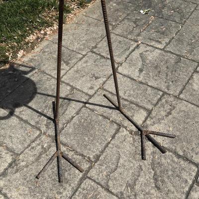 Two Metal Garden Art Bird Sculptures (G-HS)