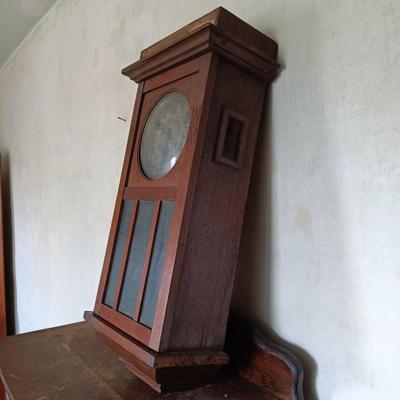 LOT 685: Vintage Wall Clock